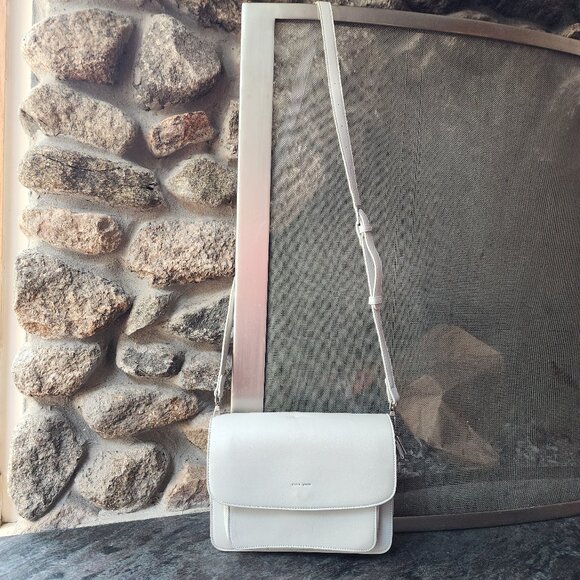 Pixie Mood Pale Gray/Off White Leather Flap-Over Crossbody Bag - Picture 3 of 16